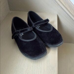 Zara Black Velvet Mary Jane Shoes for Kids